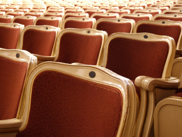theaterseats1033969960720600x450 theaterseats1033969960720600x450