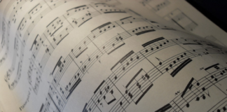 music2772789607201600x450