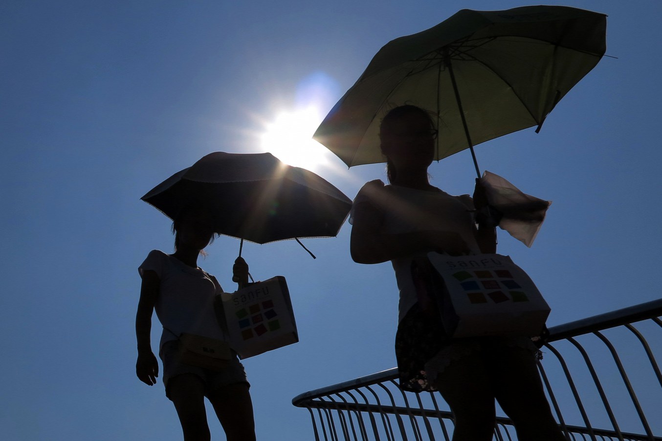 Súlyos egészségügyi következményei lehetnek a tartós hőhullámnak Forrás: AFP/Imaginechina Súlyos egészségügyi következményei lehetnek a tartós hőhullámnak Forrás: AFP/Imaginechina