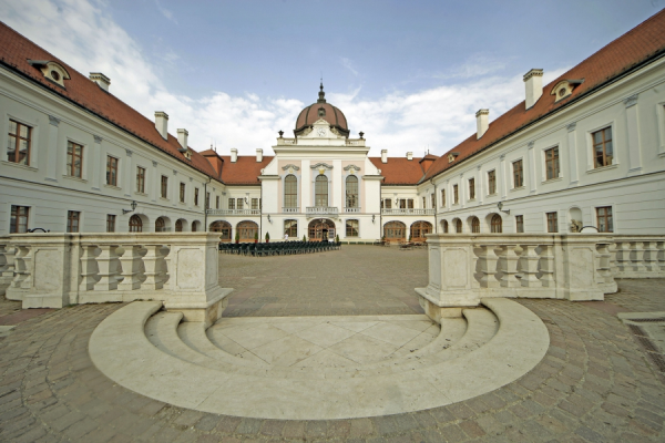királyi kastély királyi kastély