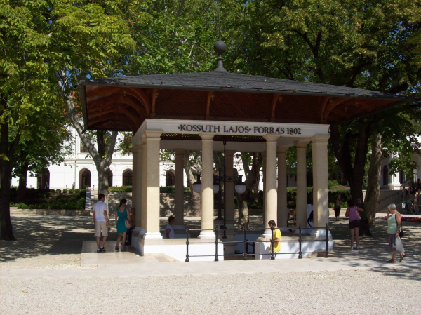kossuth forrás kossuth forrás